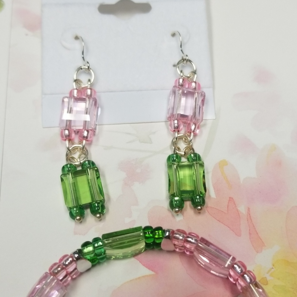 SALE! Set Memory Wire Double Strand Cuff! - Picture 3 of 3